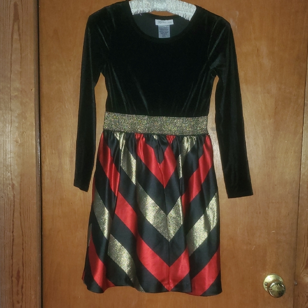 Bonnie Jean Elegant Black Dress With Red Gold Patterned Skirt Design